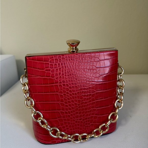 Purse - Picture 2 of 5